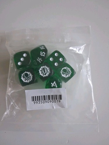 Blood bowl green dice - bowl,